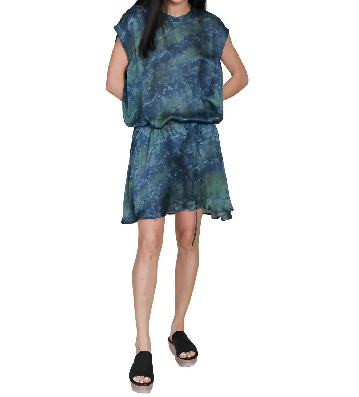 Premium Fabrics Easy Dress In Camouflage
