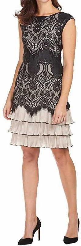 Dreamy Aesthetic Lace Dress In Black