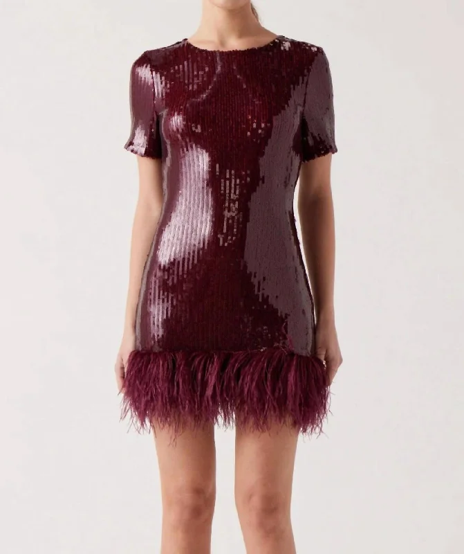 Travel Essentials Bea Sequins Dress In Oxblood