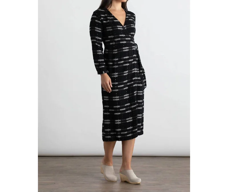 Women's Outerwear Attire Ingrid Stripe Dress In Black