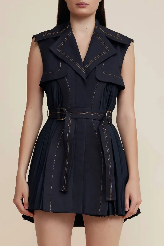 Pastel Styles Bellevue Dress In Black