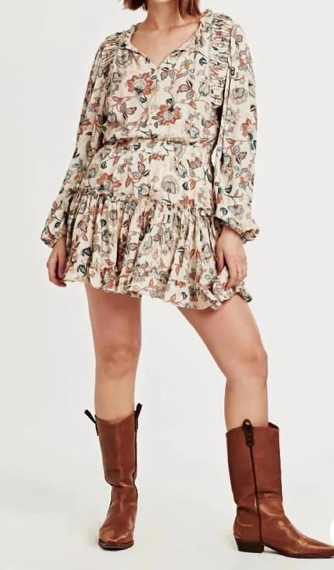 Explore What's New Jasmine Dress In Neutral Bloom