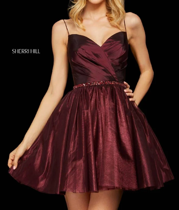 Huge Savings On Parisian Styles Cocktai Ruched Dress In Dark Wine