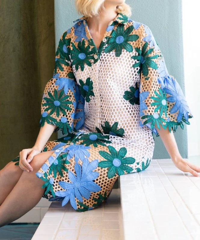 Fashionable Casual Tops Gaia Dress In Petal Republic