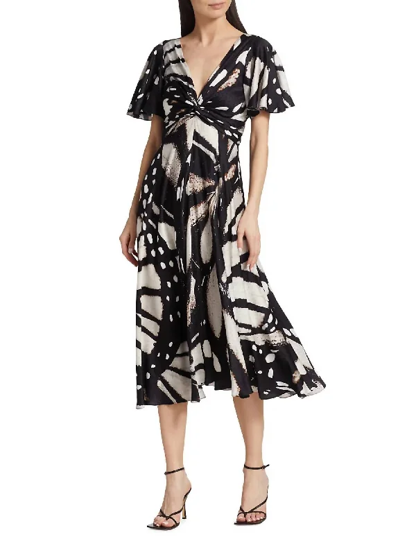 Comfortable Casual Wear Flutter Sleeve Twist Dress In Black/white