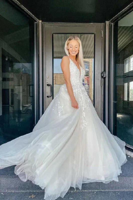 Discount Extravaganza Roycebridal Tulle Lace A-line V-neck Wedding Dresses With Appliques, Bridal Gown, MW736 Discount Extravaganza Roycebridal Tulle Lace A-line V-neck Wedding Dresses With Appliques, Bridal Gown, MW736