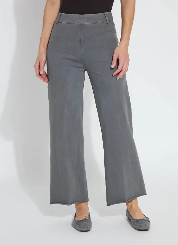 Chic And Comfortable Erin Hi Waist Wide Leg Denim In Antique Wash Charcoal