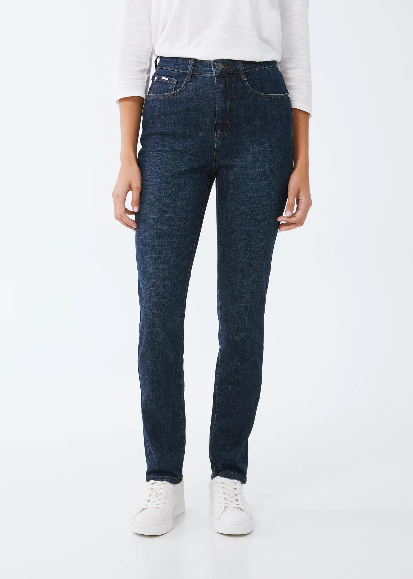Stylish Women’s Clothes for Work and Play FDJ Petite Suzanne Slim Straight Leg Jeans - 8847809 Stylish Women’s Clothes for Work and Play FDJ Petite Suzanne Slim Straight Leg Jeans - 8847809